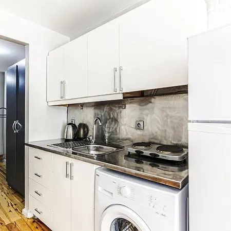 Apartment Flat With Balcony And Shared Terrace In Beyoglu